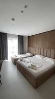 Velmar Hotel