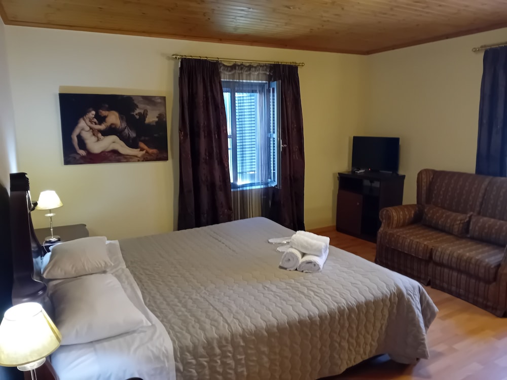 Dias Hotel