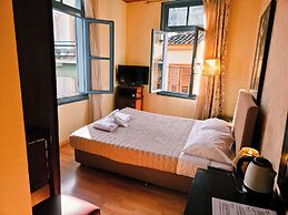 Dias Hotel