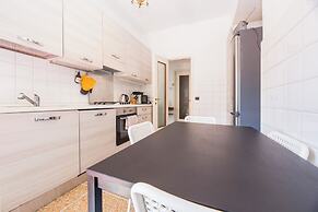 Pesto Home Holiday