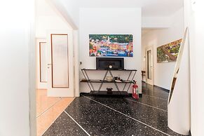 Pesto Home Holiday