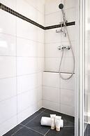 1625 Ternes