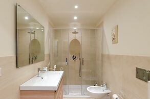 Bright 2BR flat in Rapallo Centre