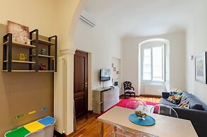 Bright 2BR flat in Rapallo Centre
