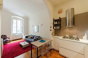 Bright 2BR flat in Rapallo Centre