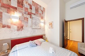 Bright 2BR flat in Rapallo Centre