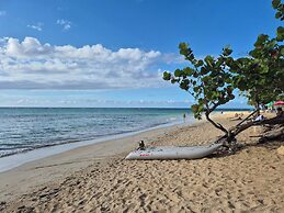 Punta Popy 3BR Duplex With Pool, Walk to Beach