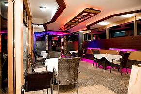 INEZA HOTEL