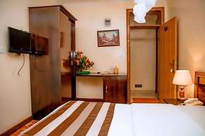 INEZA HOTEL