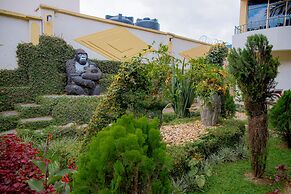 INEZA HOTEL