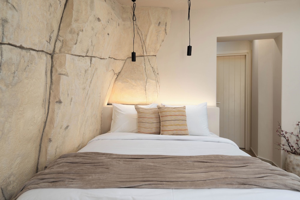 White Orchid Apartments
