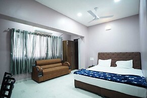 Hotel Aarti Celebration