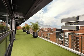 Kyux Studios by MOME