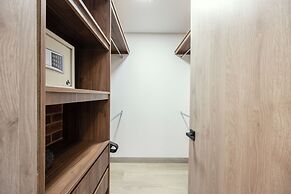 Kyux Studios by MOME