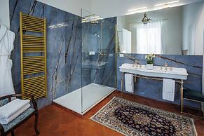PALAZZO DELLA BIANCA- Royal Experience