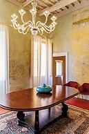 PALAZZO DELLA BIANCA- Royal Experience