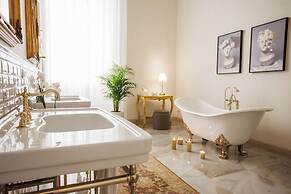 PALAZZO DELLA BIANCA- Royal Experience