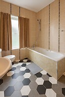 The Queens Road Hotel