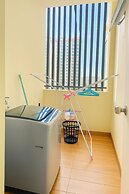 4PAX Studio NetfliX  Free WIFI