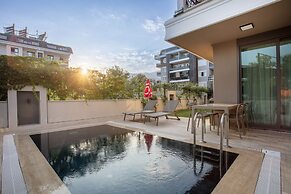Loovox Suites