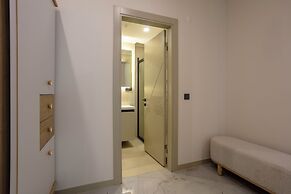 Loovox Suites