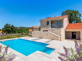 Holiday Home Stari Dvori