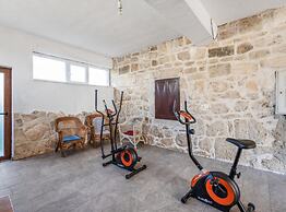 Holiday Home Stari Dvori