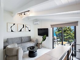 N&G Deluxe Maisonette