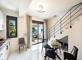 N&G Deluxe Maisonette