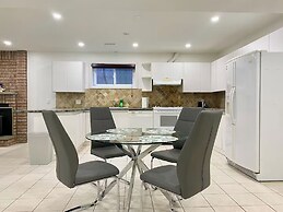 Vibrant City Retreat