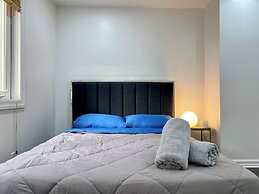 Vibrant City Retreat