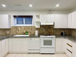 Vibrant City Retreat