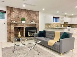 Vibrant City Retreat
