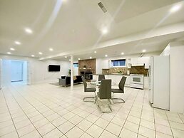 Vibrant City Retreat