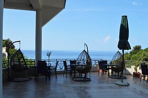 AZURA BAY HOTEL