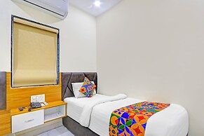 Fabhotel Dharani Grand