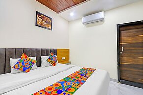 Fabhotel Dharani Grand