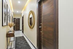 Fabhotel Dharani Grand