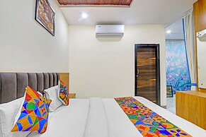 Fabhotel Dharani Grand