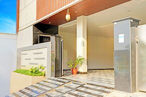 Fabhotel Dharani Grand