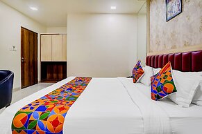 FabHotel Saineel - Nr Juhu
