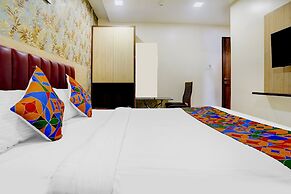 FabHotel Saineel - Nr Juhu