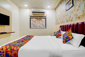 FabHotel Saineel - Nr Juhu