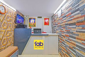 Fabhotel Dream Star