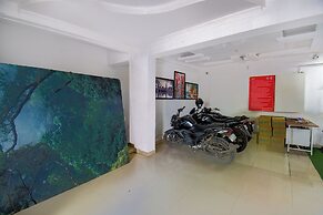 Fabhotel Keshava executive - Nr Mahadji Shinde chhatri