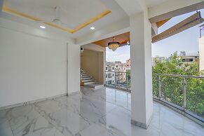 Fabhotel Keshava executive - Nr Mahadji Shinde chhatri