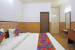 Fabhotel Vasant Villa