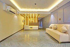 FabHotel Baba's Inn