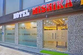 Fabhotel Mishika Inn
