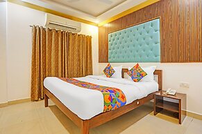 Fabhotel 22 Squares Living Spaces